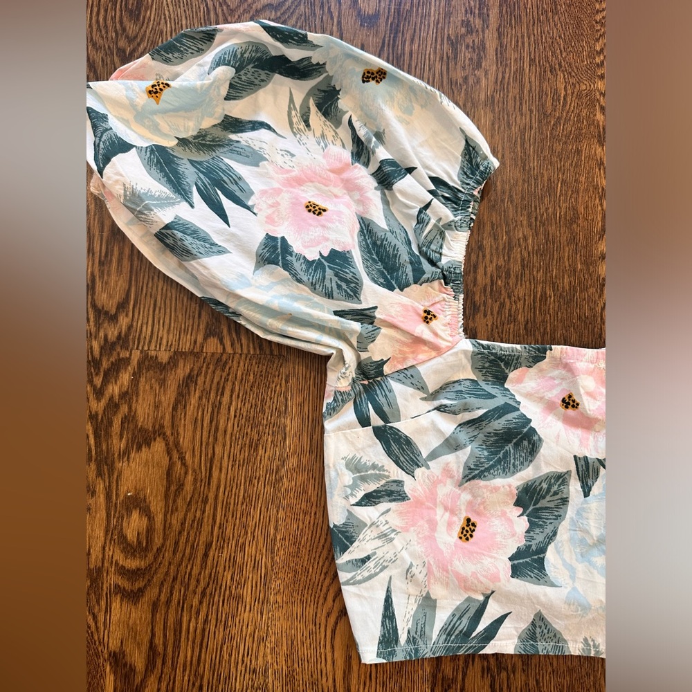 Billabong Pink and Green Puff Sleeve Crop Blouse - Picture 3 of 4